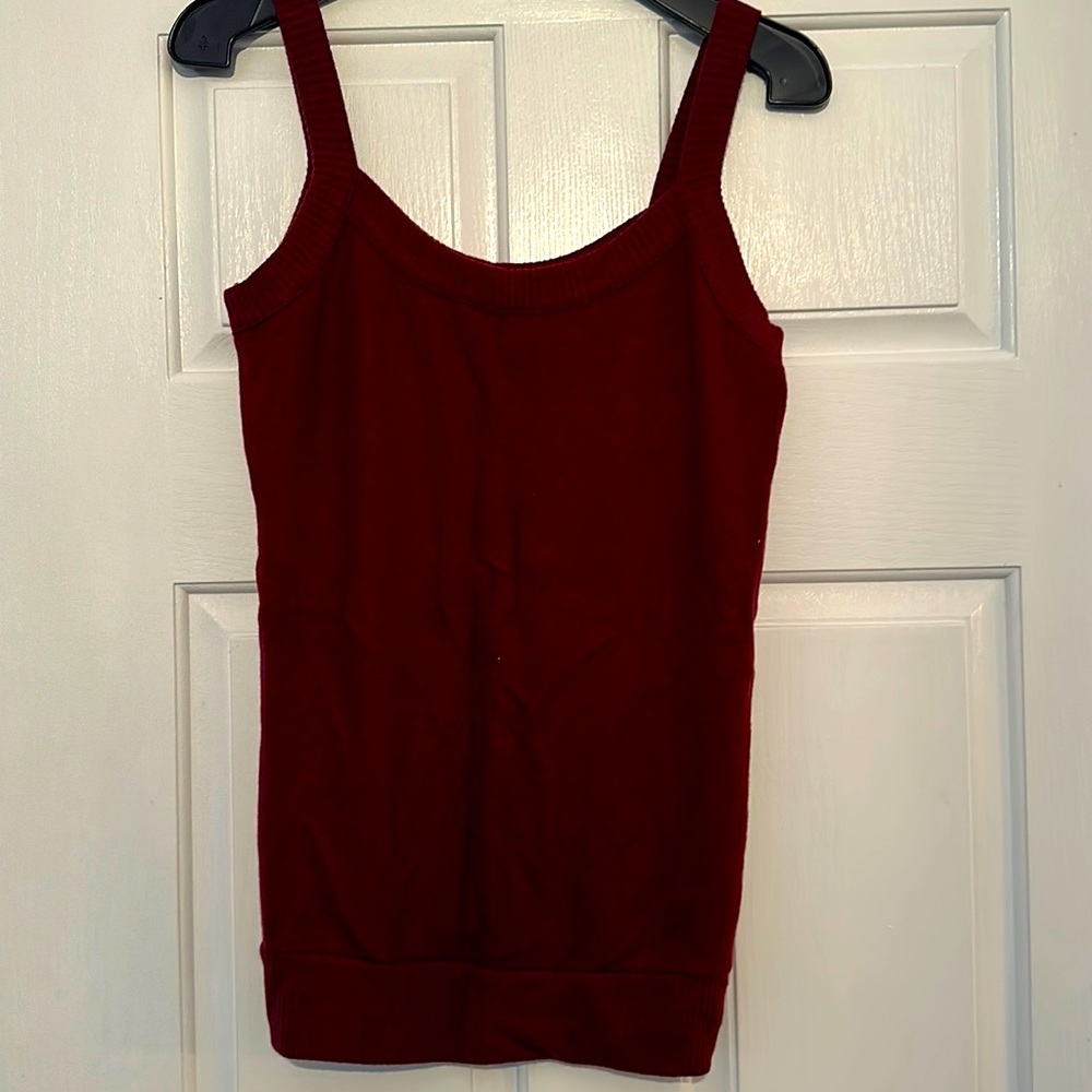 Three Dots sweater knit tank red large NWOT